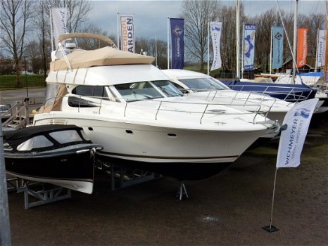 Prestige 42 Flybridge - 1