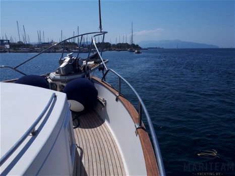 Grand Banks 49 Motoryacht - 8