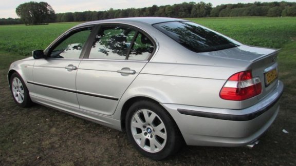 BMW 3-serie - 320i Executive - 1