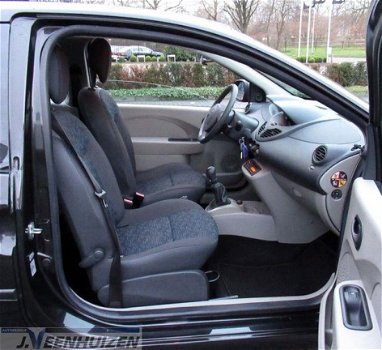 Renault Twingo - 1.2-16V Authentique Airco BJ '10 Splinternieuwe APK - 1