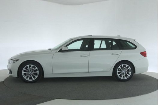 BMW 3-serie Touring - 320d Aut. Executive [Panorama Prof. nav] - 1