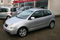 Volkswagen Polo - 1.4-16V Highline automaat, airco