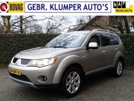 Mitsubishi Outlander - 2.4 Instyle 7-Pers., Leer, Dak, Full Option!! 2e Eigenaar - 1