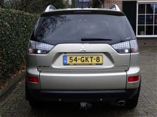 Mitsubishi Outlander - 2.4 Instyle 7-Pers., Leer, Dak, Full Option!! 2e Eigenaar