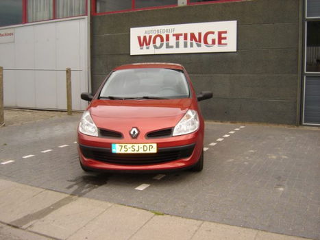 Renault Clio - 1.4-16V Dynamique Comfort - 1