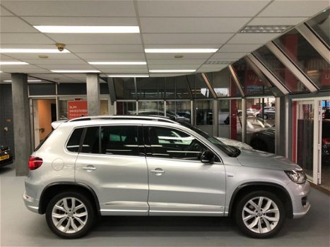 Volkswagen Tiguan - 2.0 TDI R-Line Edition 4Motion - 1