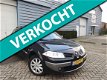 Renault Mégane Grand Tour - 1.6-16V Dynamique Comfort PARKEERSENSOR/AIRCO/CRUISE/ 2 X SLEUTELS - 1 - Thumbnail