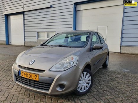 Renault Clio - 1.2 TCe Expression APK 08-08-2020 NAVIGATIE/AIRCO/ 2 X SLEUTELS - 1