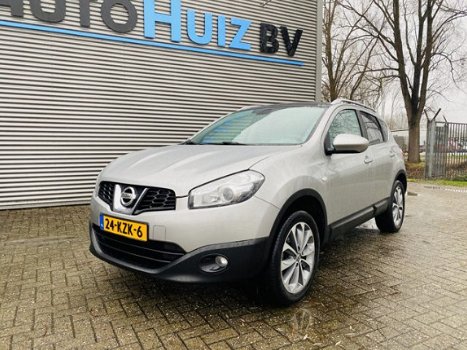 Nissan Qashqai - 2.0 Connect Edition Trekhaak 18 Inch Navigatie Achteruitrijcamera Panoramadak - 1