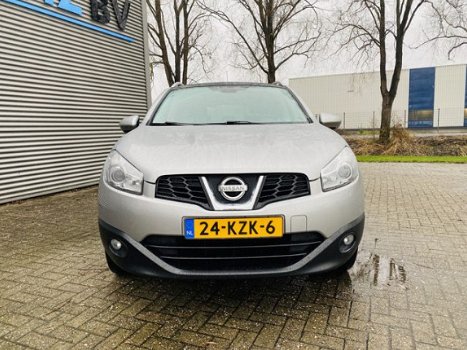 Nissan Qashqai - 2.0 Connect Edition Trekhaak 18 Inch Navigatie Achteruitrijcamera Panoramadak - 1