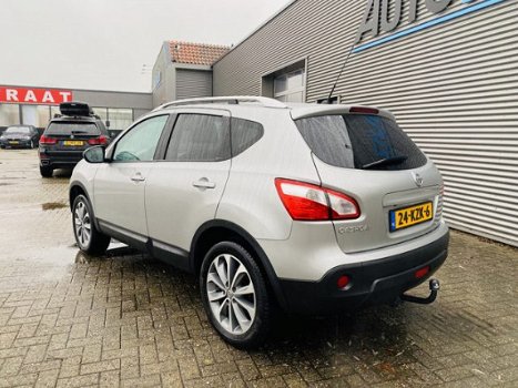 Nissan Qashqai - 2.0 Connect Edition Trekhaak 18 Inch Navigatie Achteruitrijcamera Panoramadak - 1