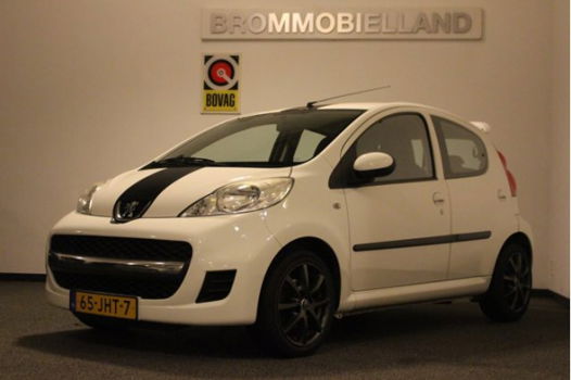 Peugeot 107 - 1.0 12V Sublime 5 Deurs Sport uitvoering 06-2009 - 1