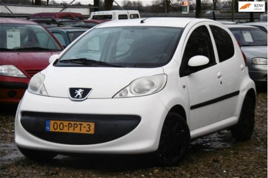 Peugeot 107 - 1.0-12V XR WIT 5-DRS ELEKRAM/APK 11-2020 - 1