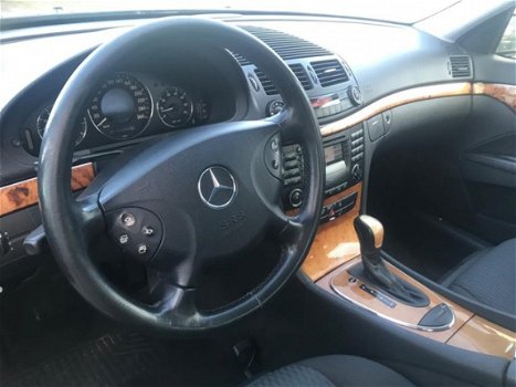 Mercedes-Benz E-klasse - 240 Elegance Zeer nette staat - 1