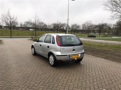 Opel Corsa - 1.2-16V Essentia NAP - 1