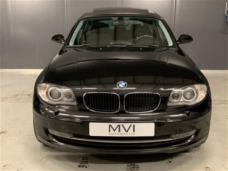 BMW 1-serie - 116i Executive / 122pk / Facelift / Navigatie / Open dak / Xenon - 1