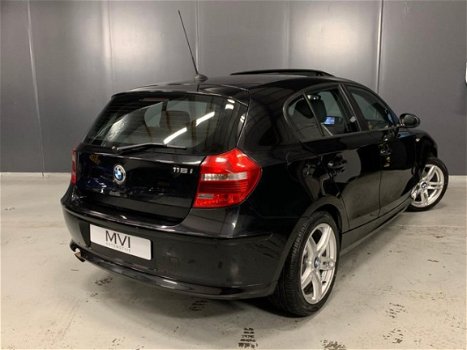 BMW 1-serie - 116i Executive / 122pk / Facelift / Navigatie / Open dak / Xenon - 1