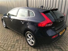 Volvo V40 - 2.0 D2 R-Design Business