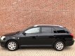 Toyota Avensis Wagon - 2.2 D-4D Linea Luna - 1 - Thumbnail