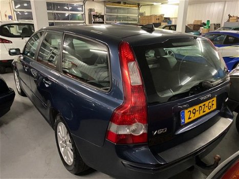 Volvo V50 - 2.0D Momentum - 1