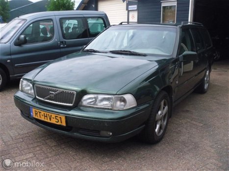 Volvo V70 - 2.0 - 1