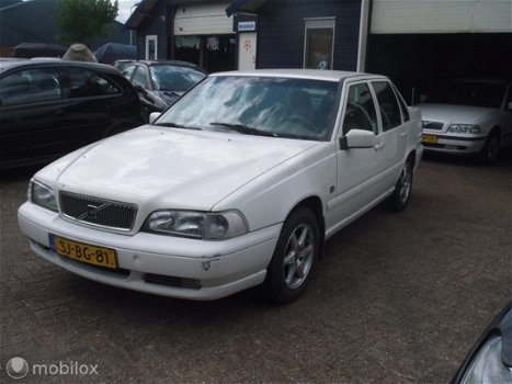 Volvo S70 - 2.0 LPG G3 Trekh AircoAlle inruil, ook APK AFRgekeurd - 1