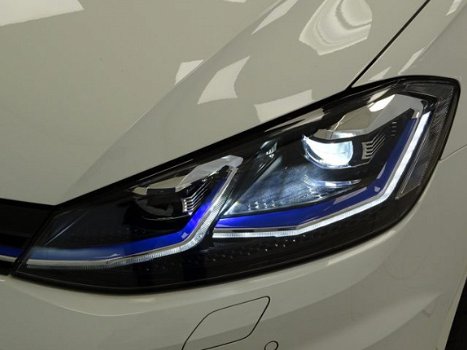 Volkswagen e-Golf - e-Golf Digitaal Tellerklok Full-Led Adaptive CruiseControl 4%Bijtelling Prijs Ex - 1