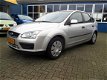 Ford Focus - 1.6-16V 