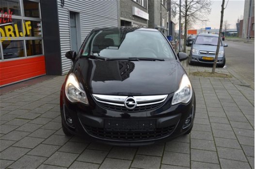 Opel Corsa - 1.4i-16V Satellite I Airco I Elektro pakket I Dealer onderhouden I Nwe APK - 1