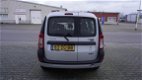 Dacia Logan MCV - 1.6-16V Lauréate AIRCO/NAP/ZEER NETTE AUTO - 1 - Thumbnail