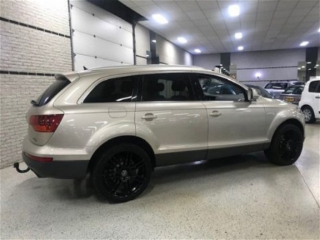 Audi Q7 - 3.0 TDI QUATTRO PRO LINE + 5+2 / CLIMAT / CRUISE / LEDER - 1