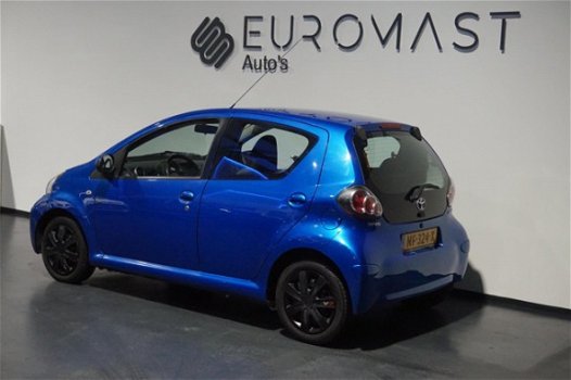 Toyota Aygo - 1.0-12V Dynamic Blue Airco/5Deurs/Nieuw Apk - 1