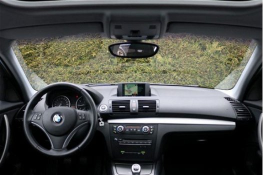 BMW 1-serie - 116i Schuifdak Navigatie Stoelverwarming Aux Climate Control Elektrische Ramen Spiegel - 1