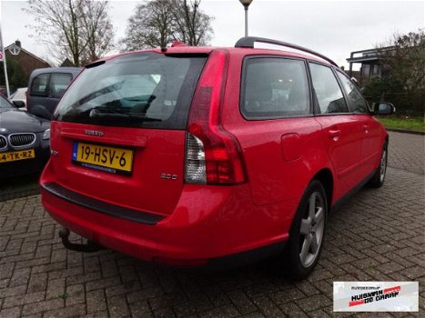 Volvo V50 - 2.0D Edition 2007 Facelift R-Design Rood 2007 - 1