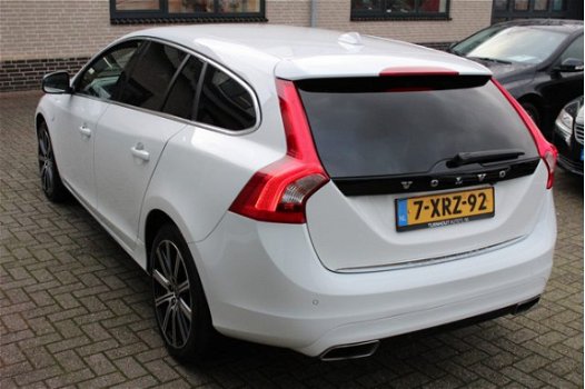 Volvo V60 - 2.4 D6 AWD Plug-In Hybrid Summum On Call | Schuifdak | Cognac Leder | Cam EX BTW - 1