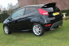 Ford Fiesta - 1.6 Ghia SPORT, LEER BEKLEDING, LICHTMETALEN VELGEN 16",