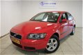 Volvo S40 - 1.8 / AIRCO / CRUISE / LMV 15'' / TREKHAAK - 1 - Thumbnail