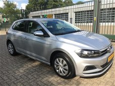 Volkswagen Polo - 1.0 TSI Comfortline Business