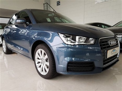 Audi A1 Sportback - 1.0 TFSI MMI Navigatie Plus - 1