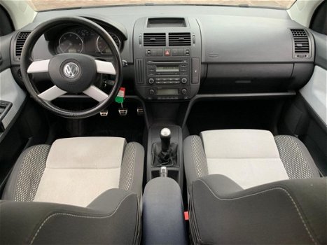 Volkswagen Polo - 1.9 TDI Cross Airco Trekhaak Schuifdak NAP APK 1 Jaar - 1