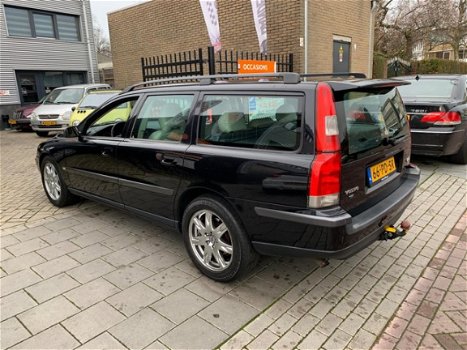 Volvo V70 - 2.4 D5 Black Sapphire Edition II 1e Eigenaar Trekaak NAP APK 1 Jaar - 1