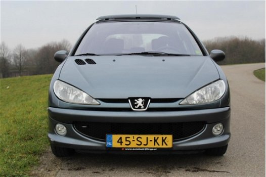 Peugeot 206 - 1.4 HDi Air-line 3 / NAP / PANODAK / CLIMATE 5DRS - 1