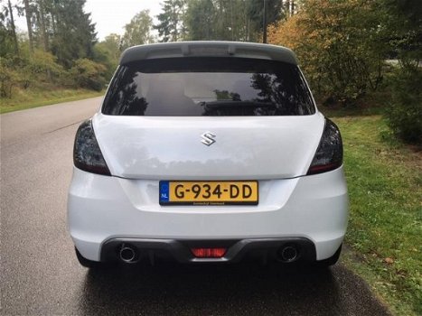 Suzuki Swift - 1.6 Sport 2017 Wit Parelmoer - 1