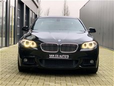 BMW 5-serie - 525d M-Pakket Xenon/LederNavi/Memory