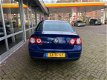 Volkswagen Passat - 1.6 FSI Trendline CRUISE|AIRCO|NIEUWE APK - 1 - Thumbnail