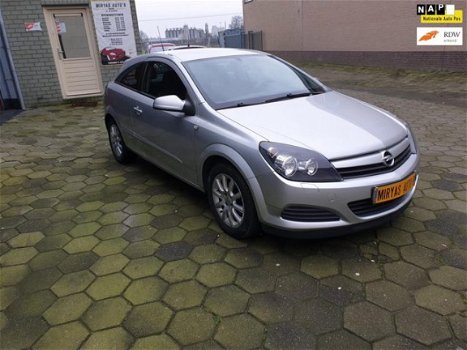 Opel Astra GTC - 1.6 Enjoy BJ2005/APK/AIRCO/NAP/2E EIGENAAR - 1