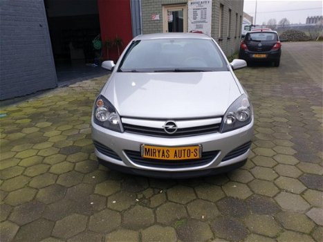 Opel Astra GTC - 1.6 Enjoy BJ2005/APK/AIRCO/NAP/2E EIGENAAR - 1