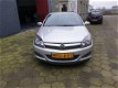 Opel Astra GTC - 1.6 Enjoy BJ2005/APK/AIRCO/NAP/2E EIGENAAR - 1 - Thumbnail