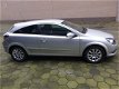 Opel Astra GTC - 1.6 Enjoy BJ2005/APK/AIRCO/NAP/2E EIGENAAR - 1 - Thumbnail