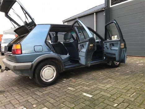 Volkswagen Golf - 1.8 GL 90 PK 5 versn. Overgangsregeling APK - 1